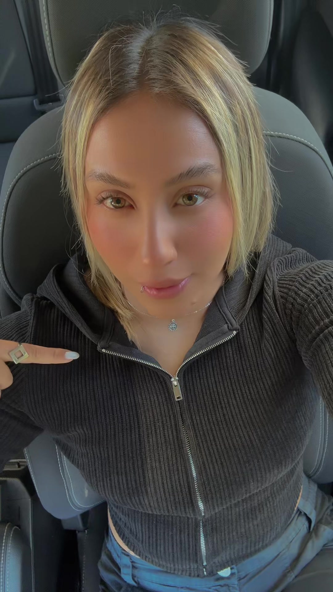 @Yessi Ramírez 🦋