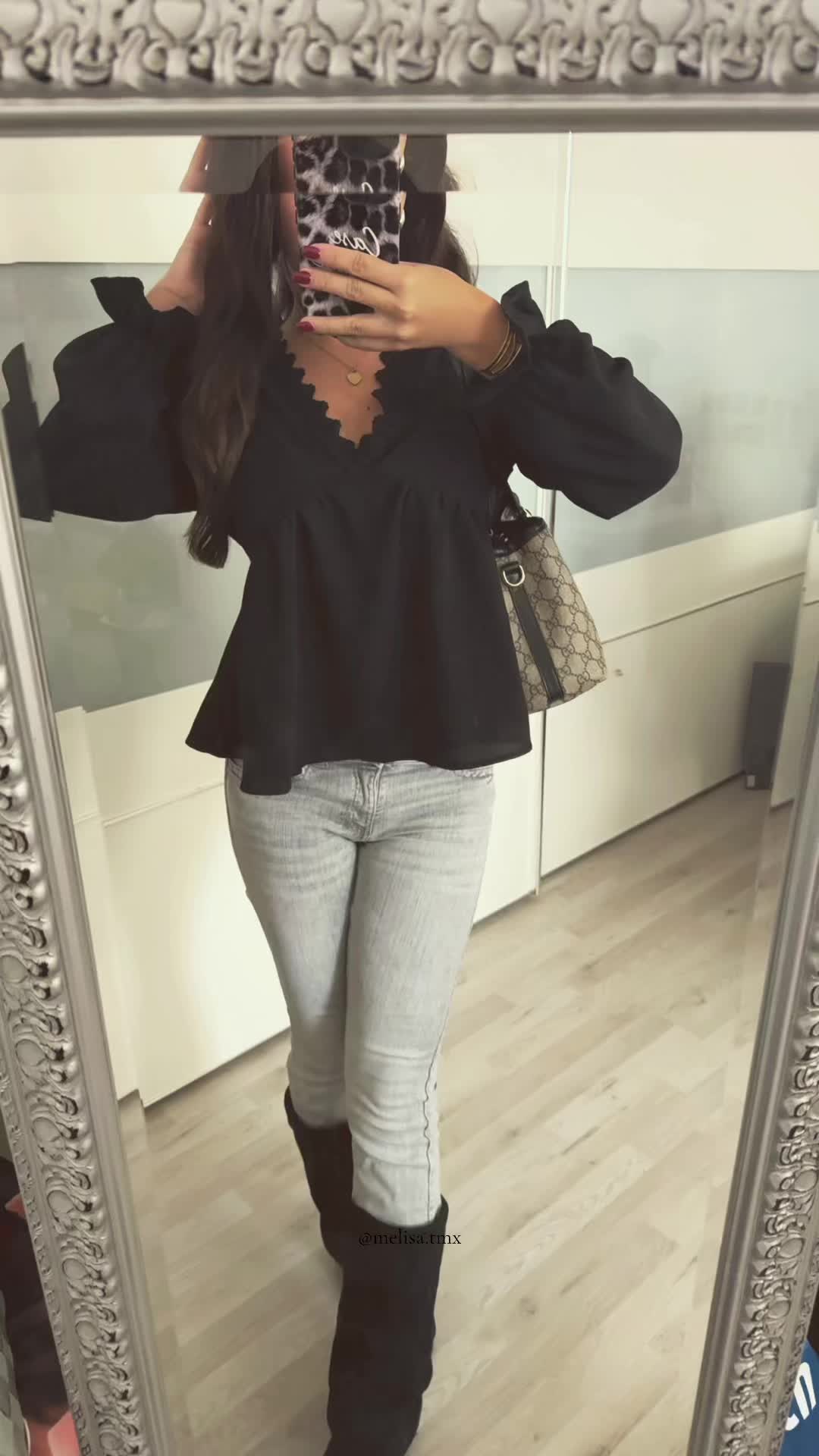 @𝑚𝑒𝑙𝑖𝑠𝑎.𝑡𝑚𝑥