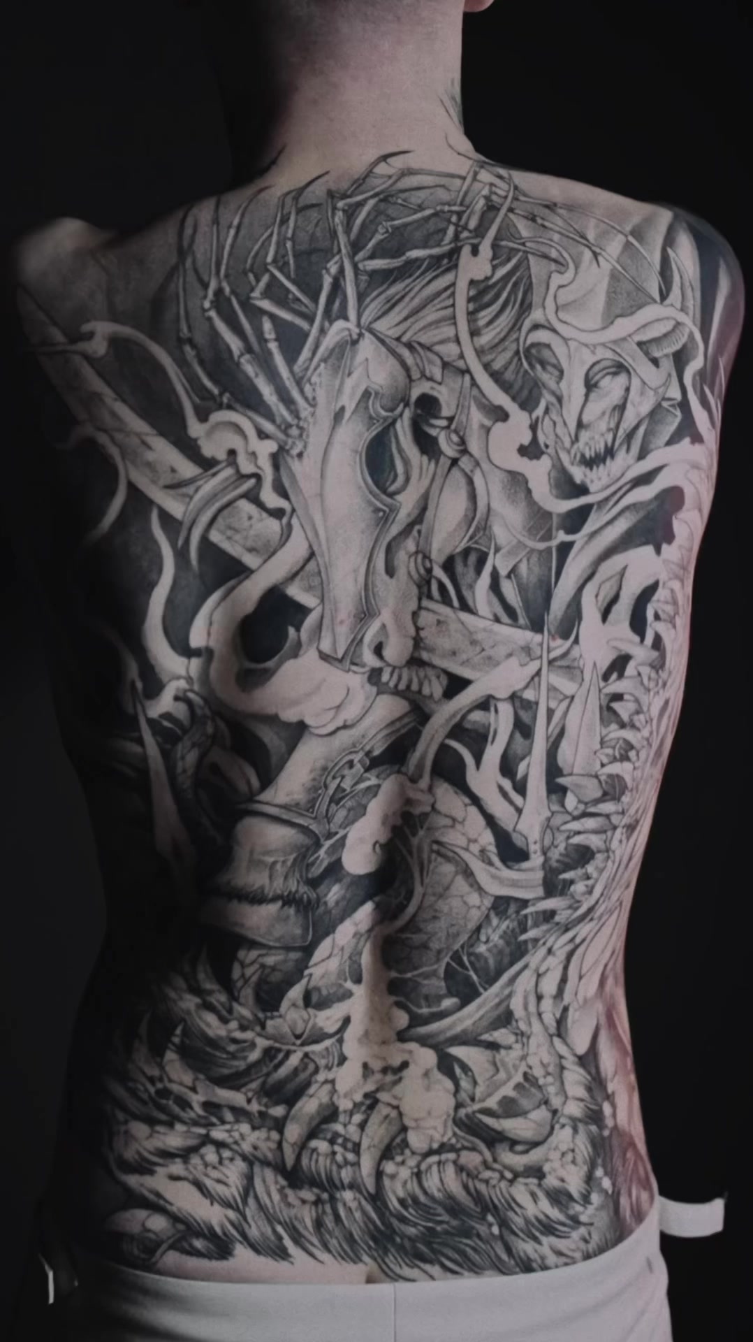 @Brennnessel Tattoo Berlin