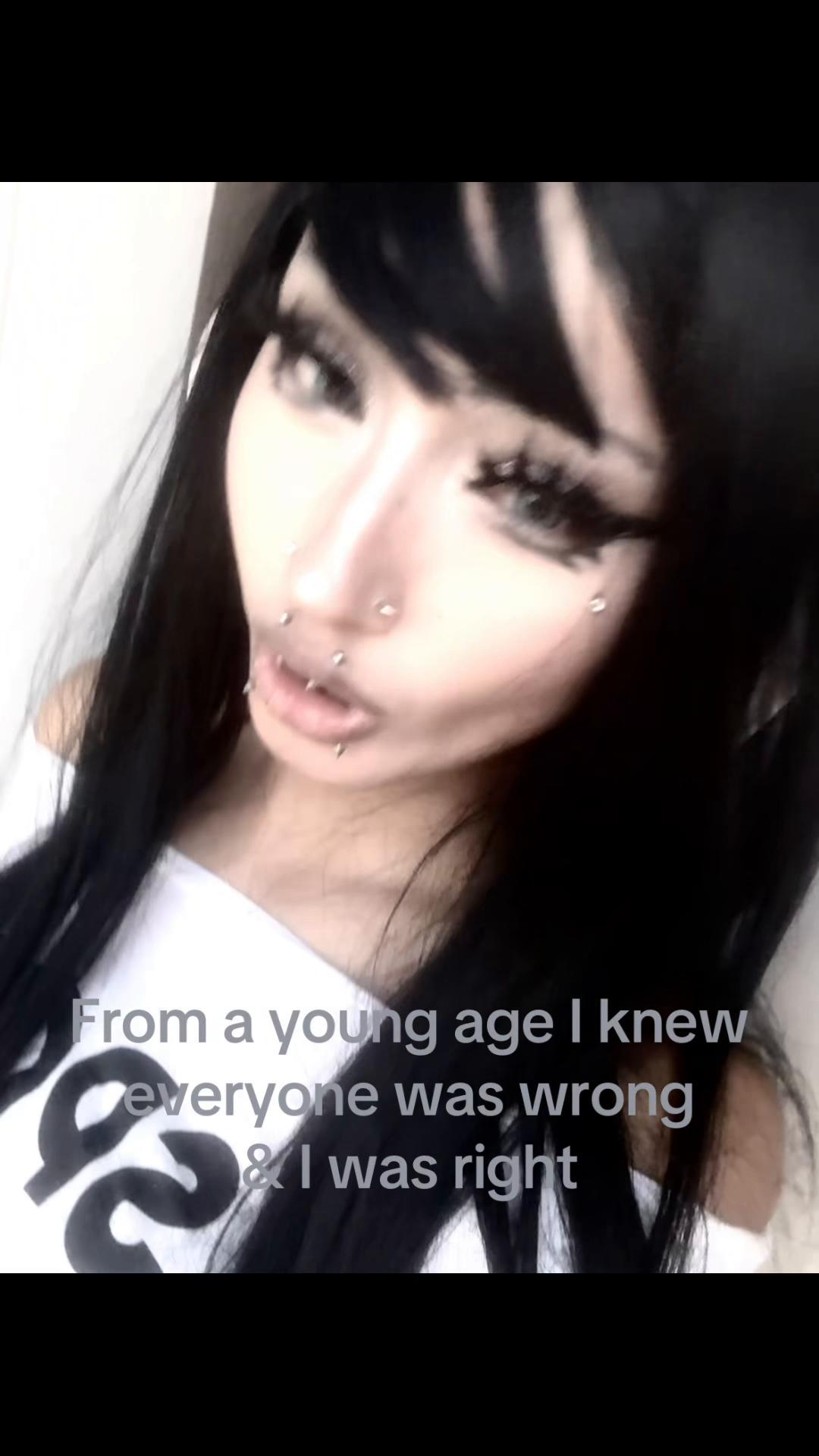 @๐โด๐๐ท๐พโฏ