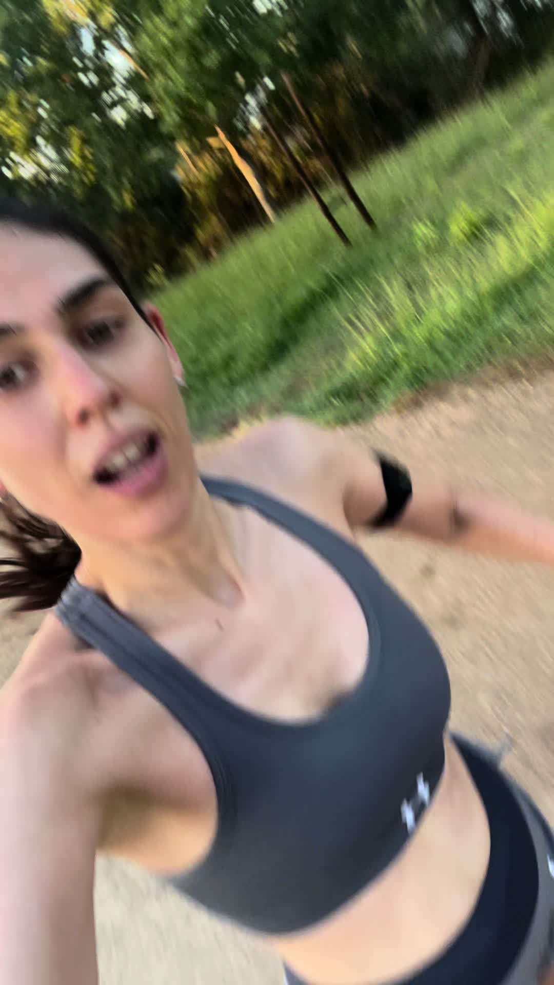 @CRISTINALADYCR