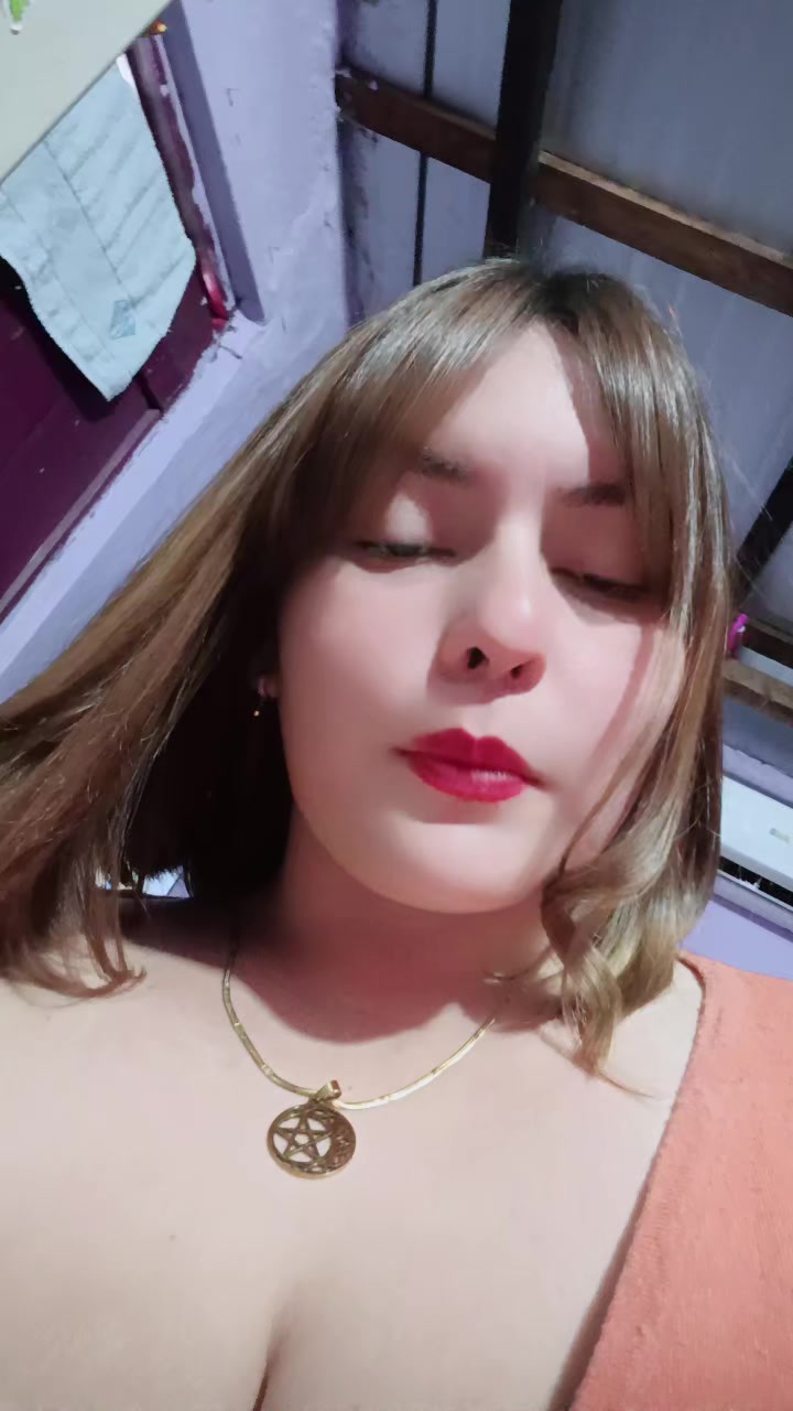 @Fresita🥰💜