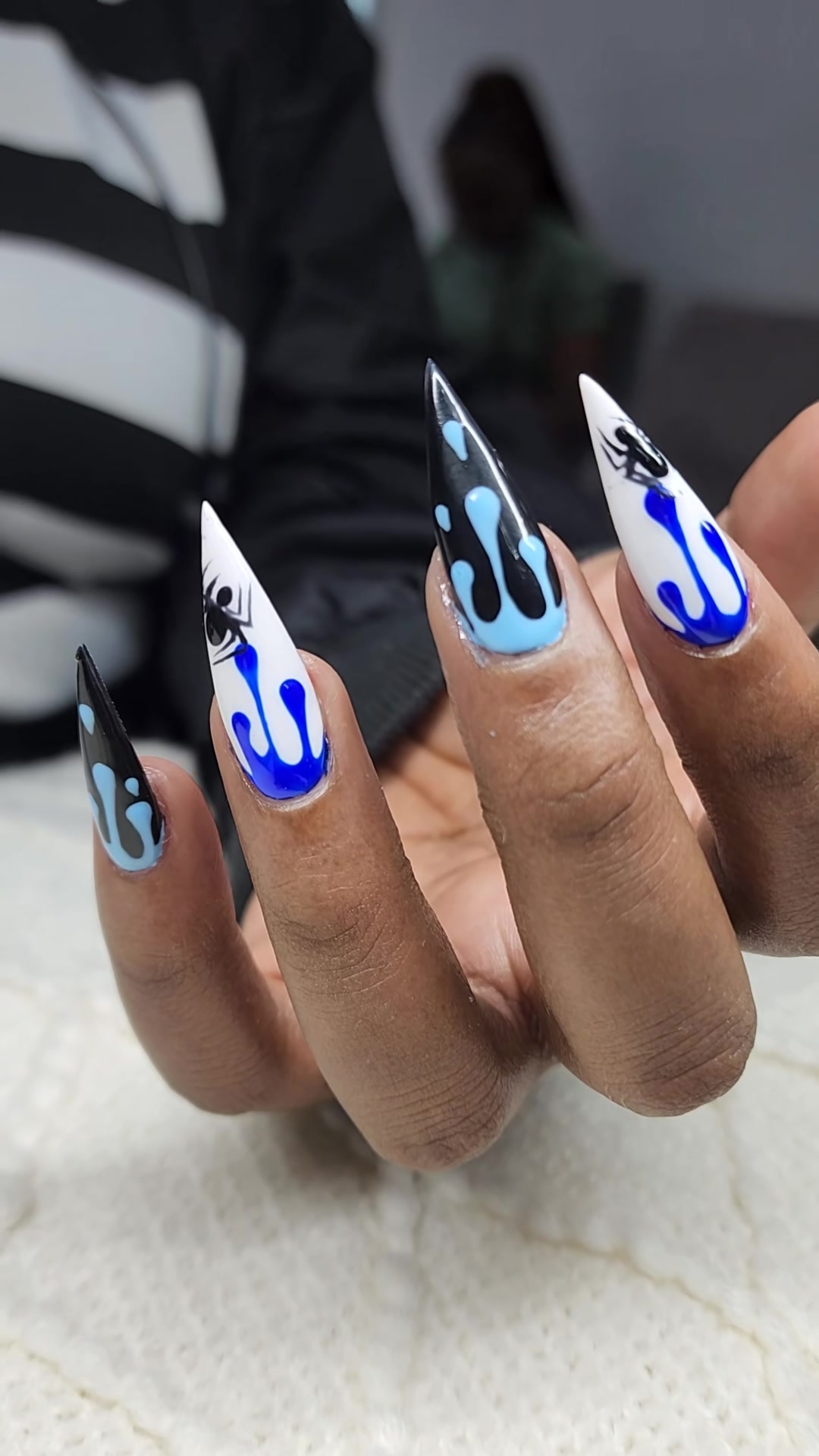 @Elegance Nails & Parlour