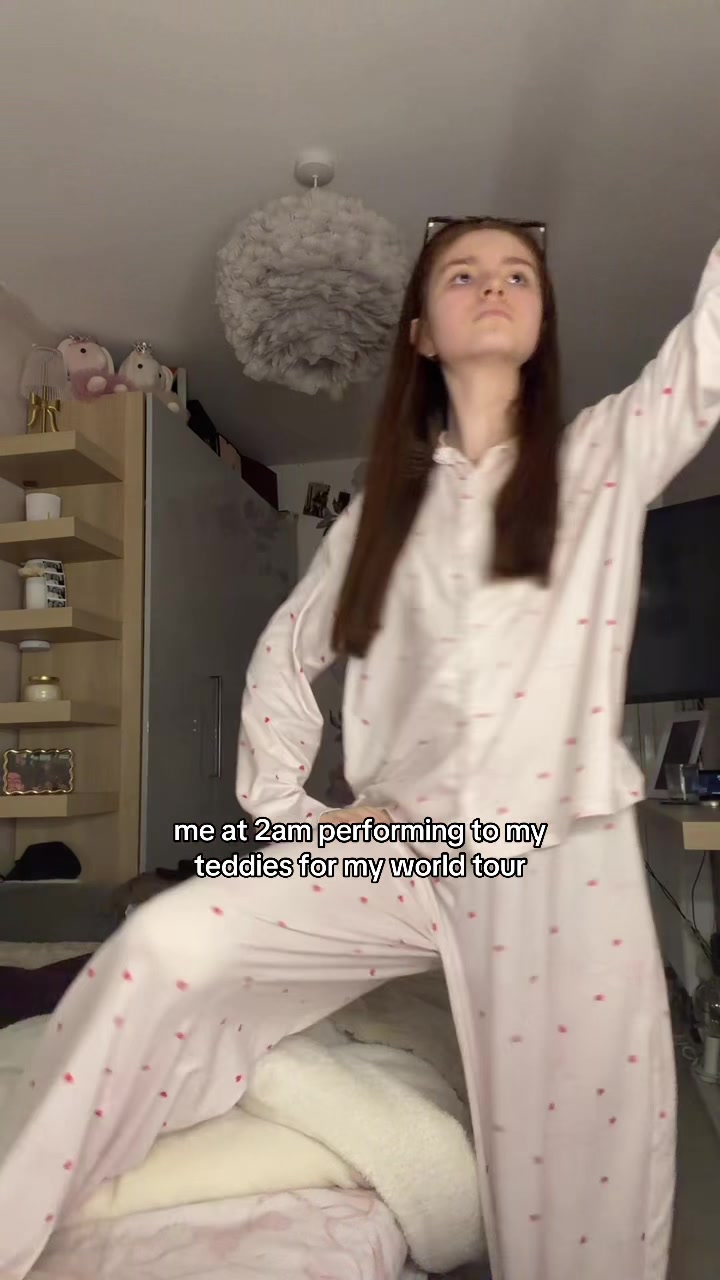 @lucynewell🤍