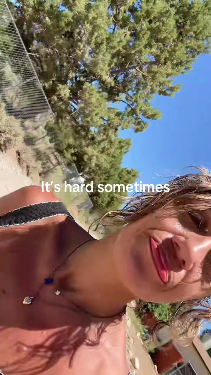 @Lavenderhazzeyy