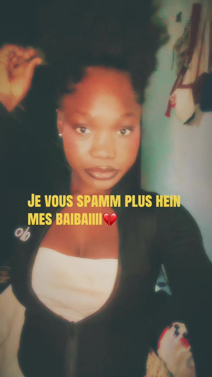 @𝑳𝒆𝒔𝒍𝒊𝒆 𝒔𝒑𝒂𝒎 ✰