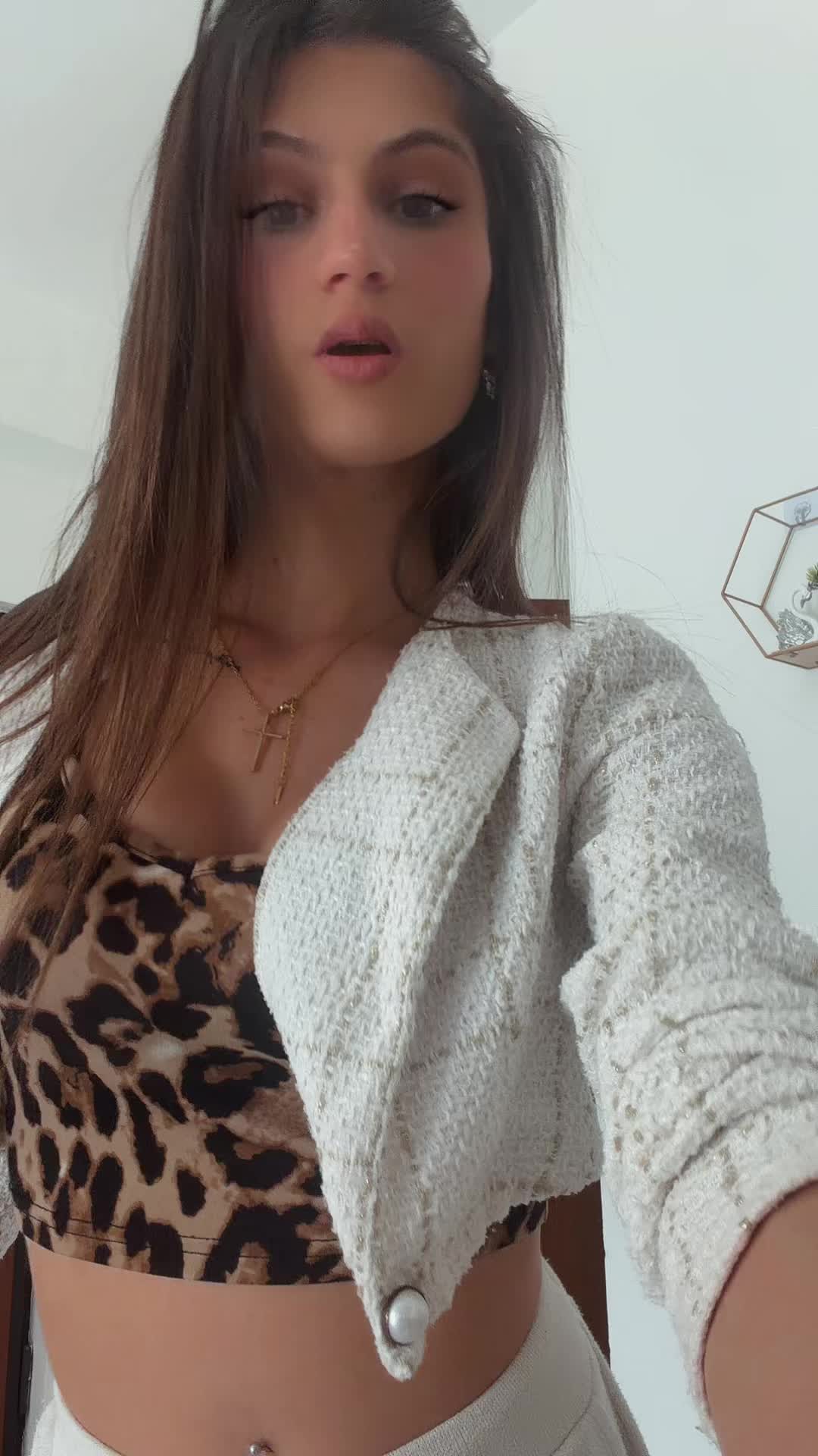 @Elisa_03