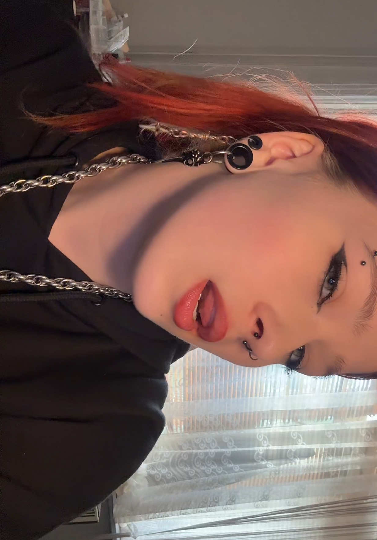 @LEONKA<3