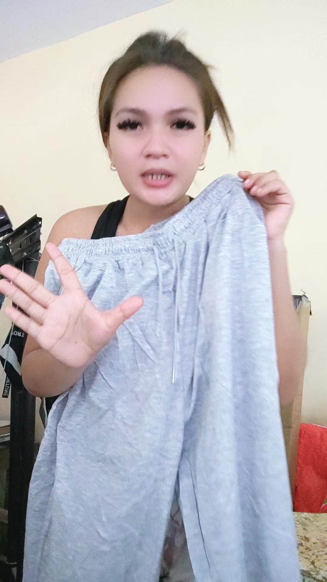 @Ms.H Vlogger
