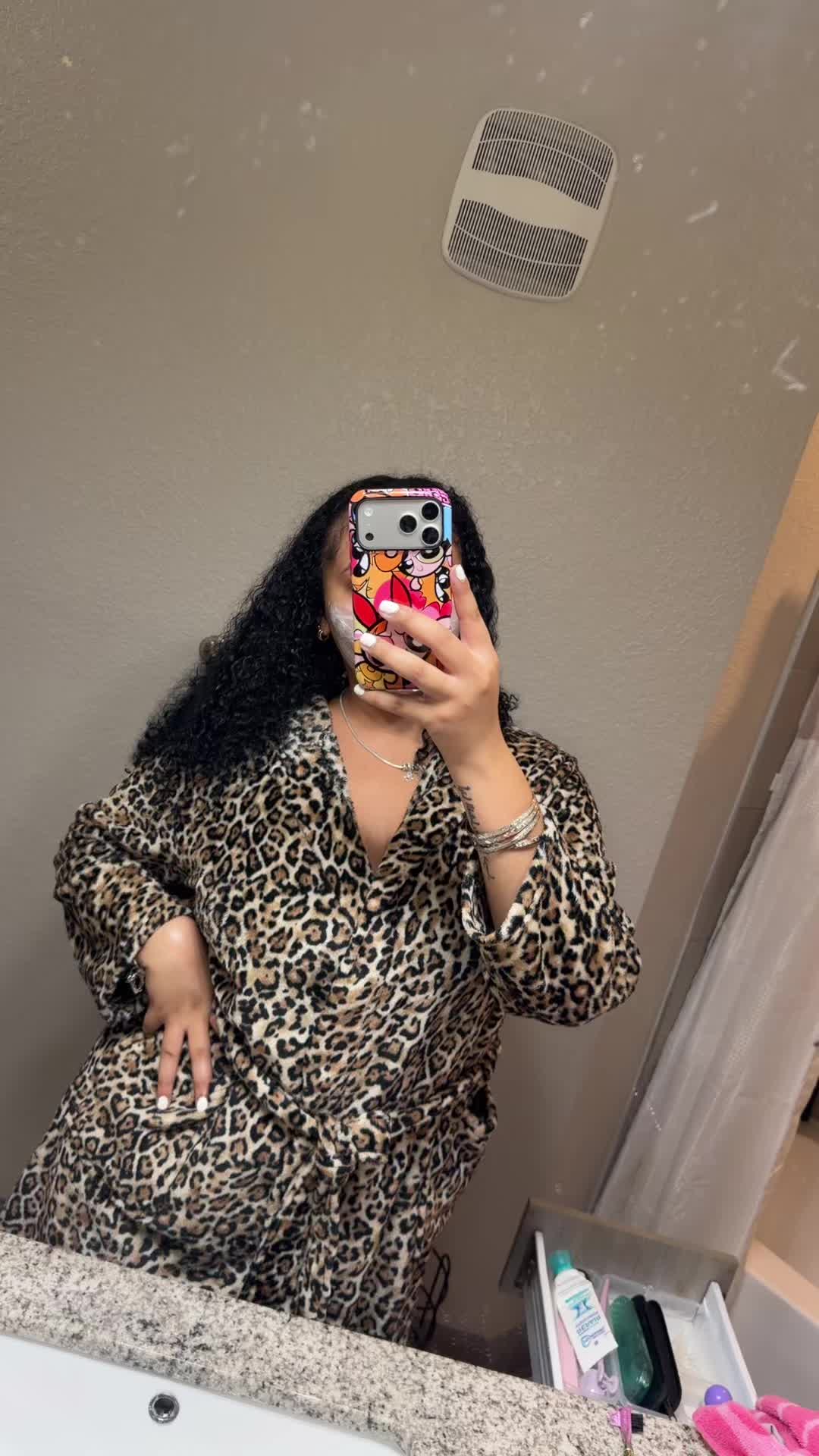 @monique