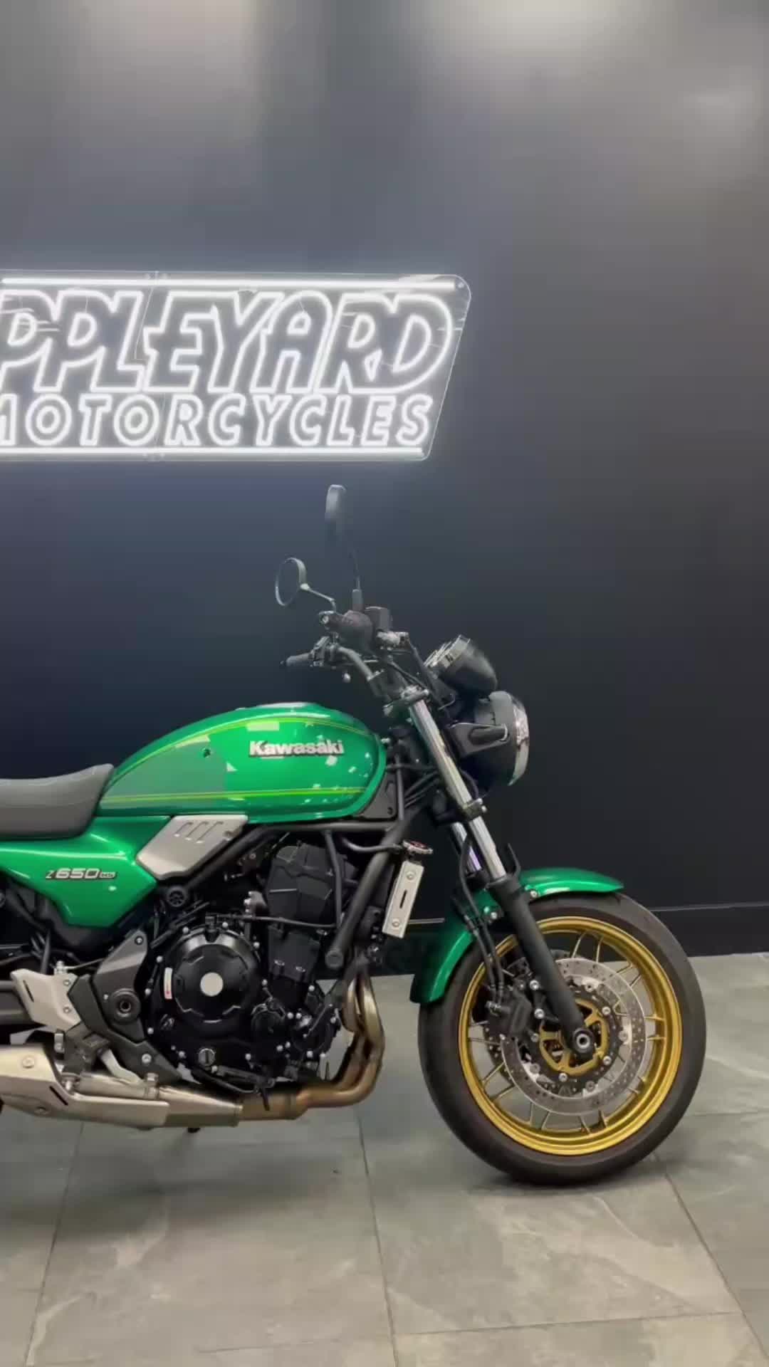 @AppleyardMotorcycles