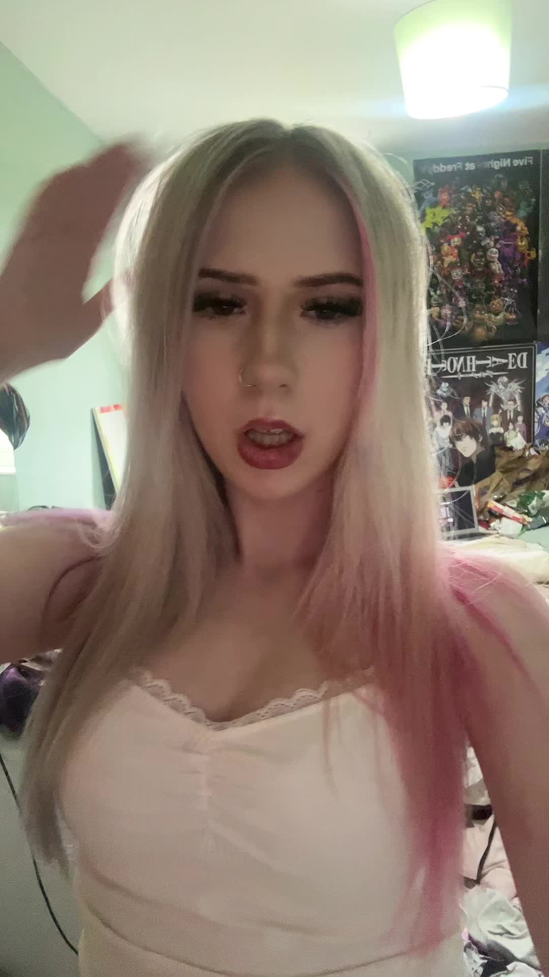 @🦄🦴🦇