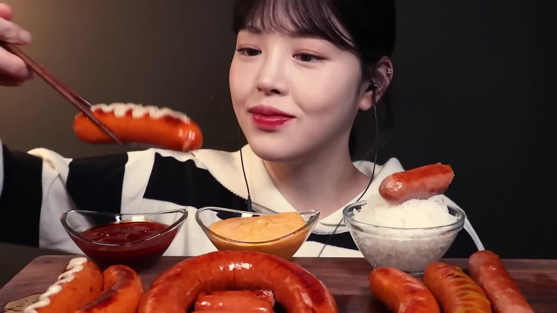 @ASMR J