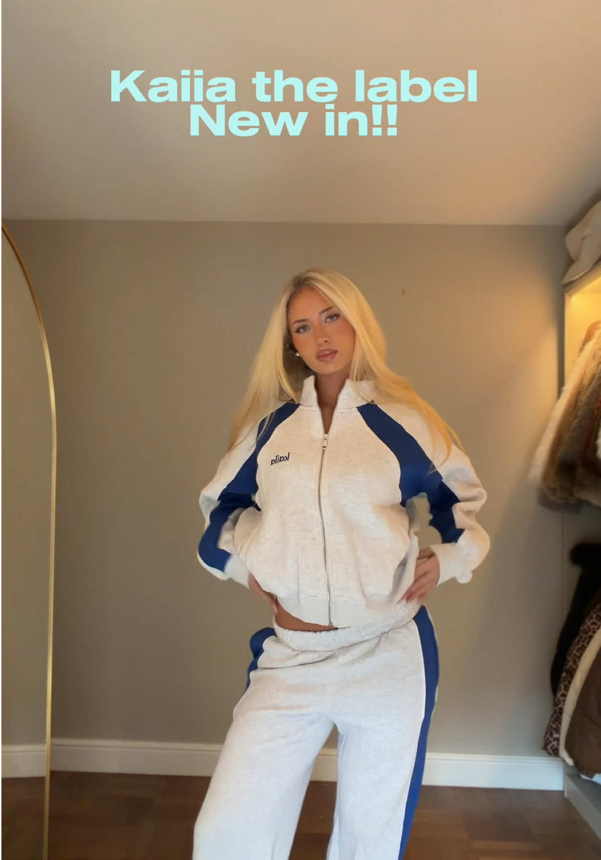 @BelleRosieHoward★
