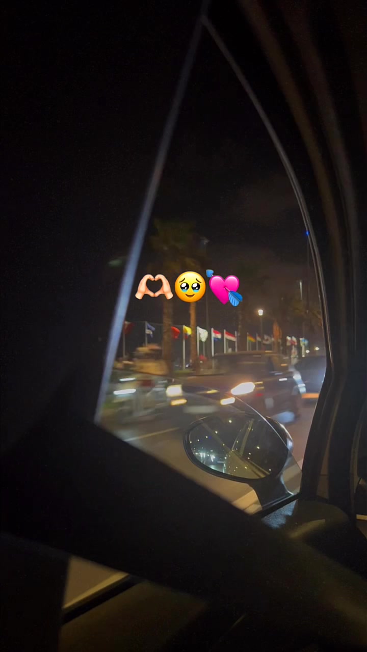@Ëlle ÎSs ÄssôumÏta