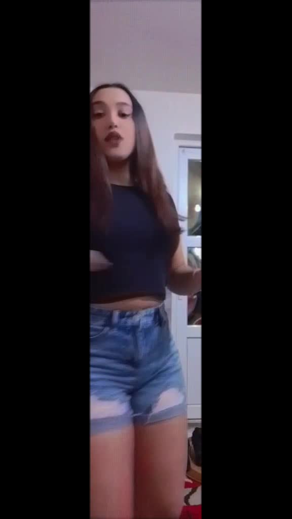 @Elena ella