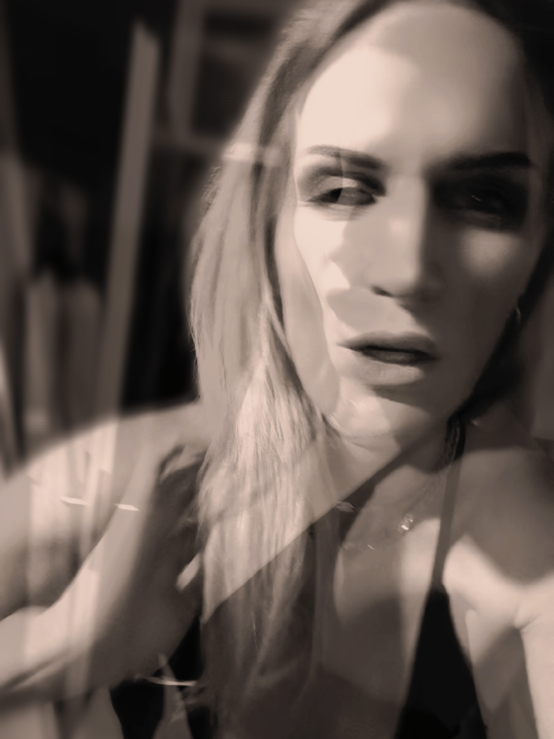 @🕳️ΗΞΧ ΗΞΧ🪩🔊🎼🎶🖤📸🧹