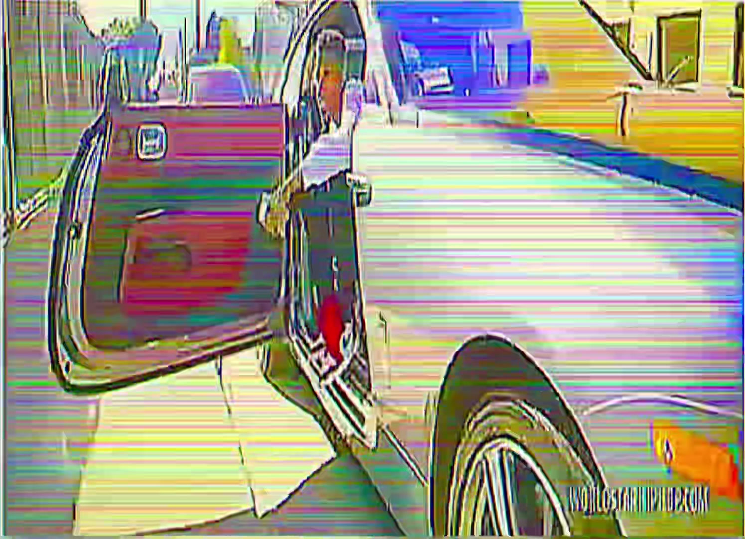 @⃟