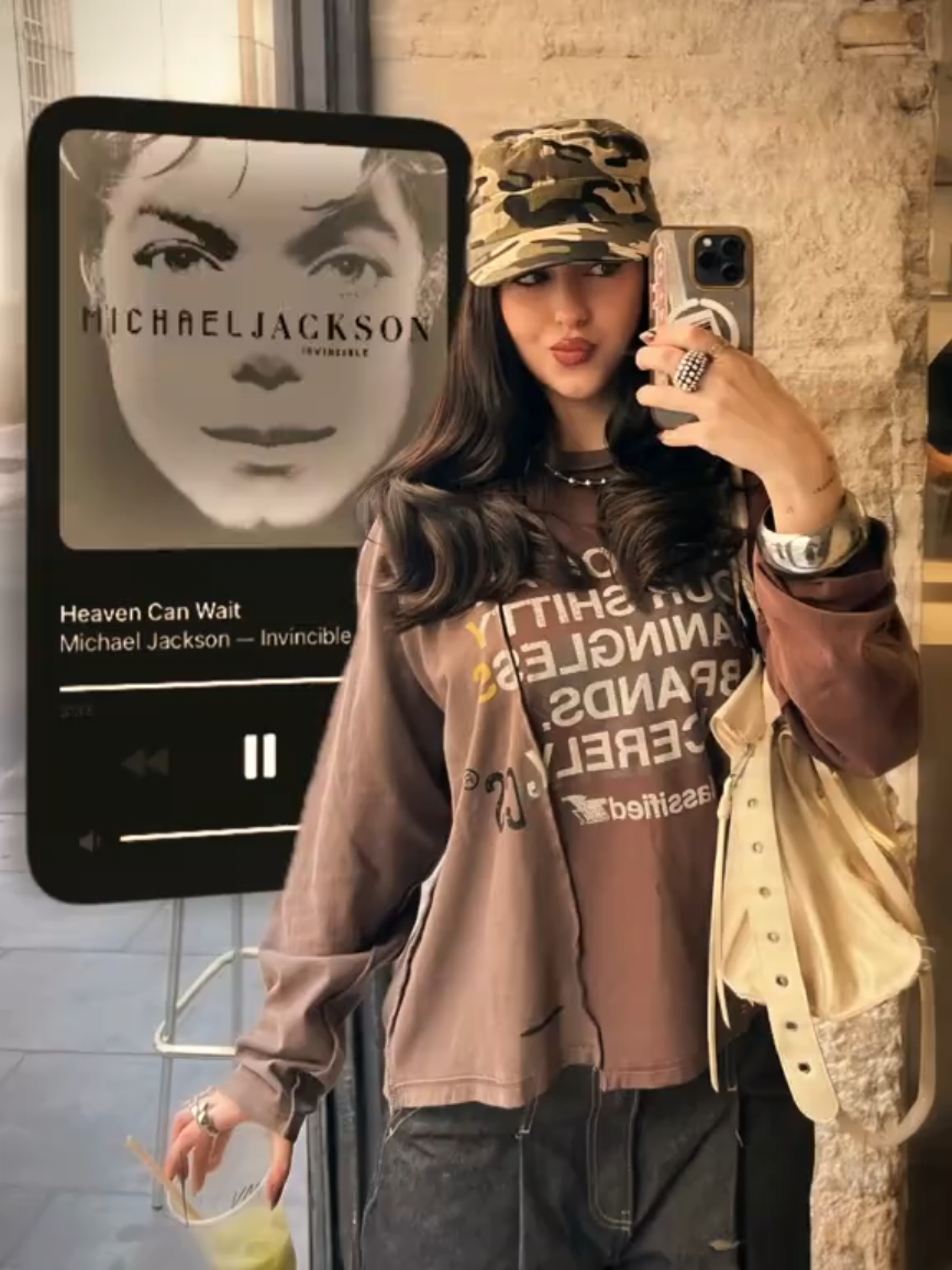 @𝐩𝐚𝐧𝐭𝐞𝐫𝐚 ☆