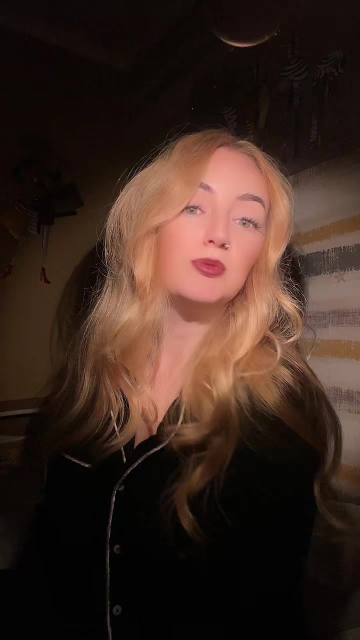 @C ✨