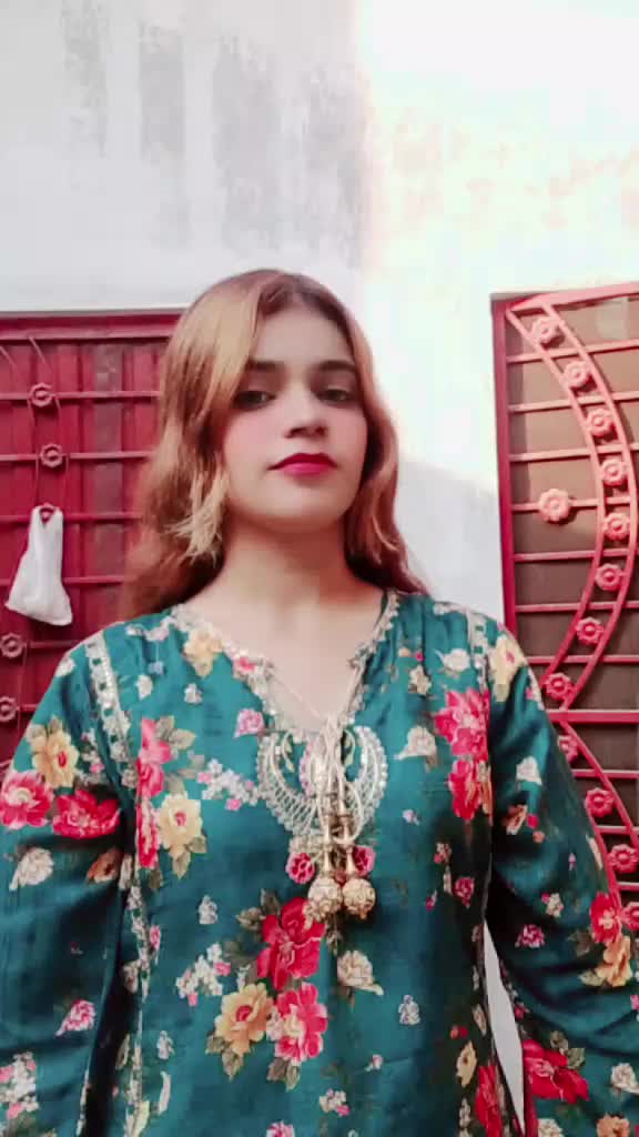 @Dimple Queen 👑
