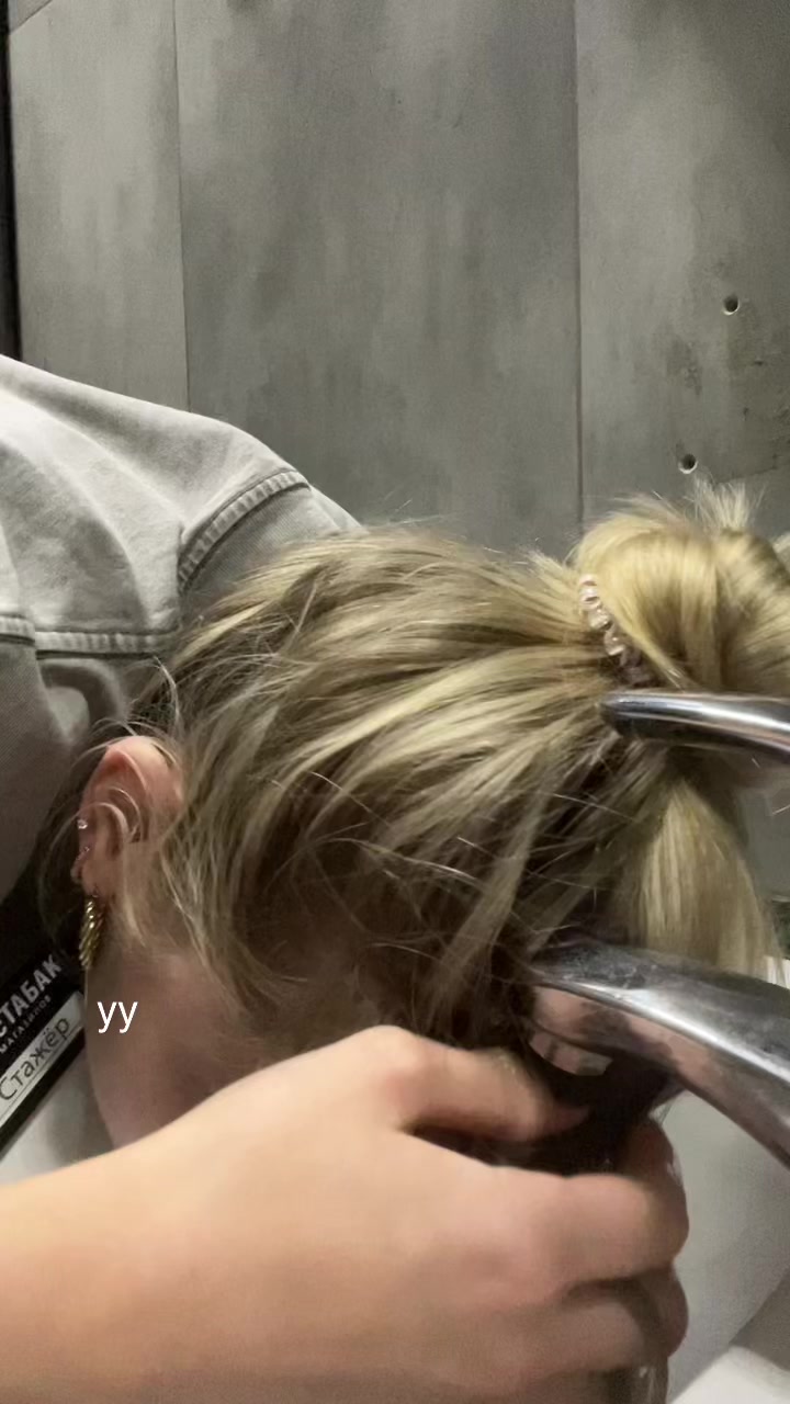 @aleksa