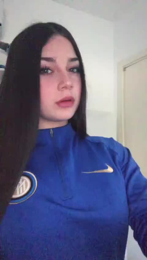 @𝓬𝓱𝓲𝓪𝓻𝓪⭐️