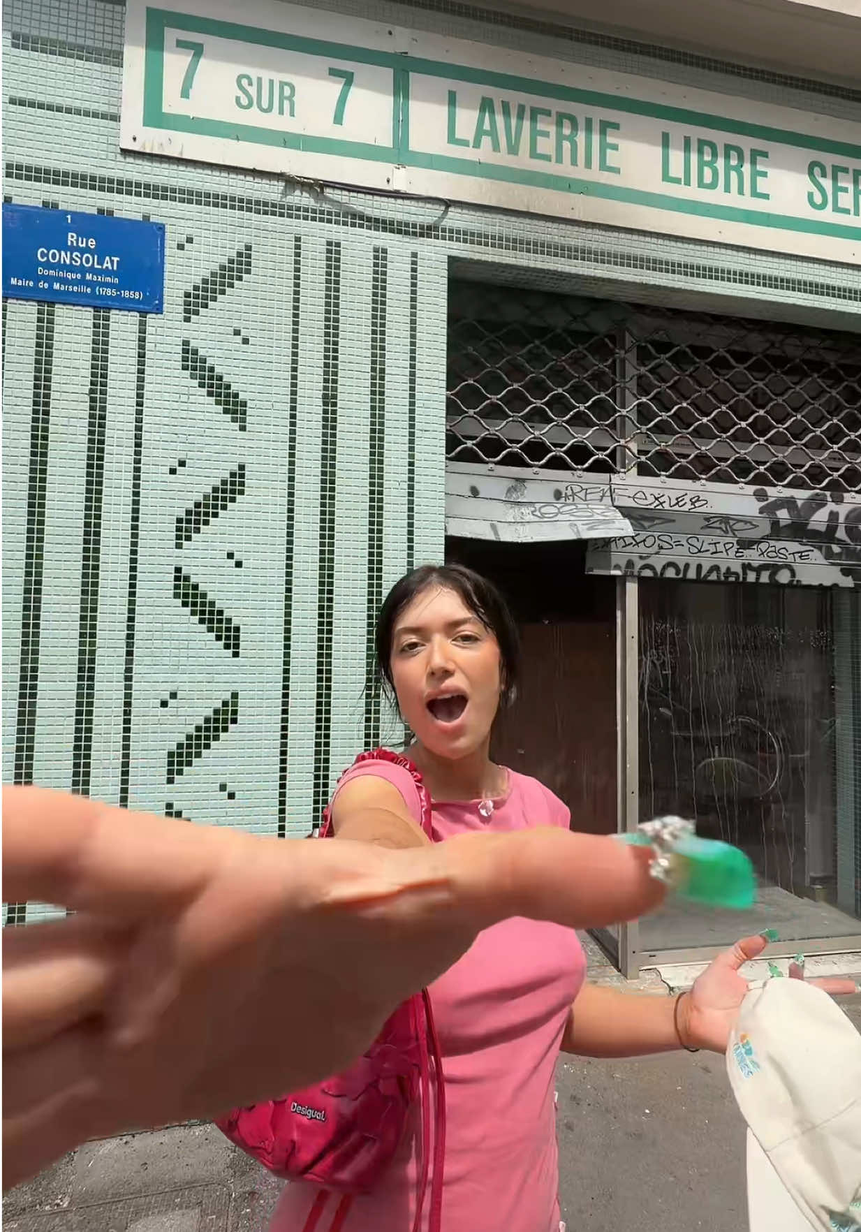 @SJ