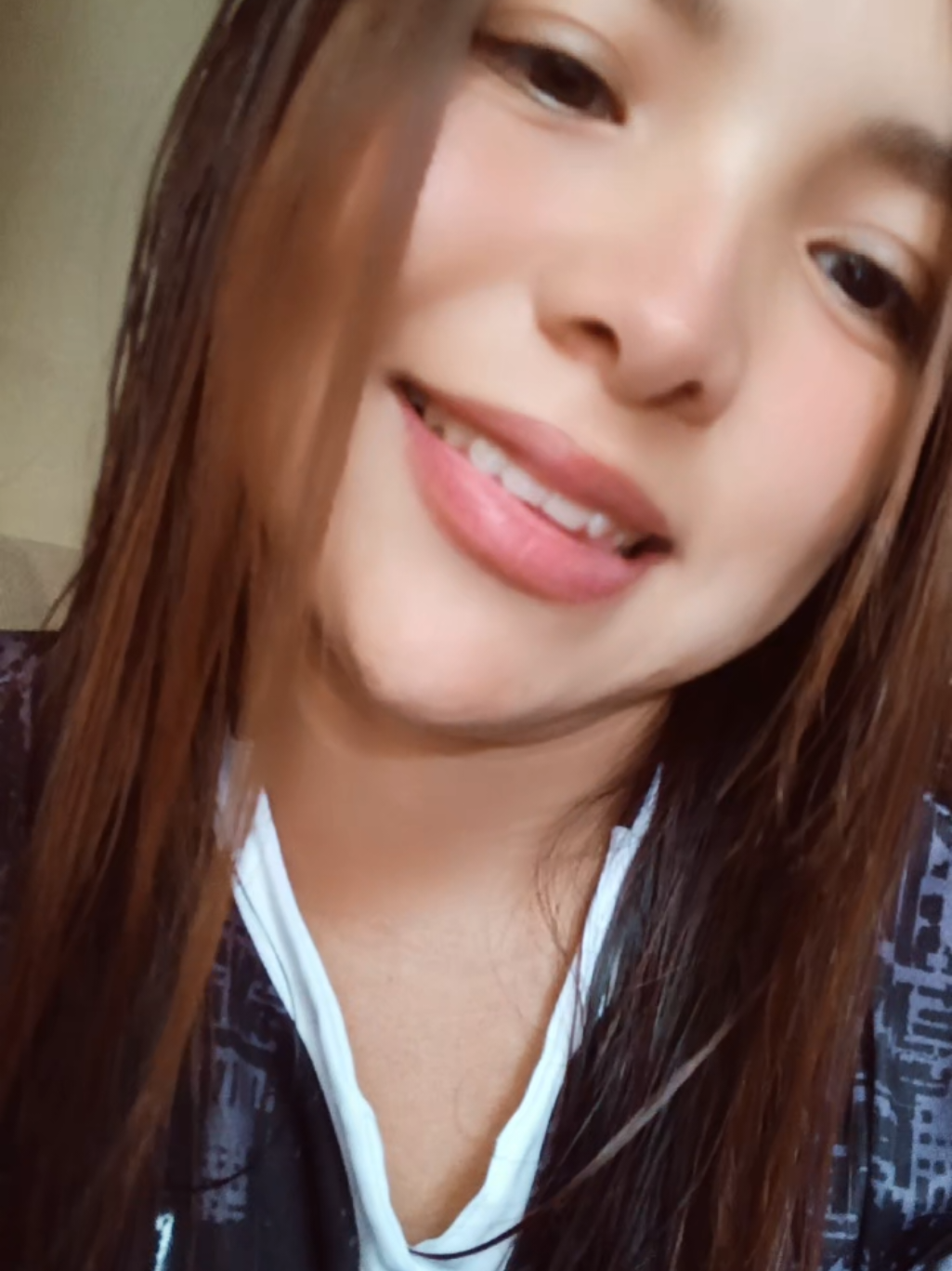 @Nelly te empez&oacute; a seguir 🌹