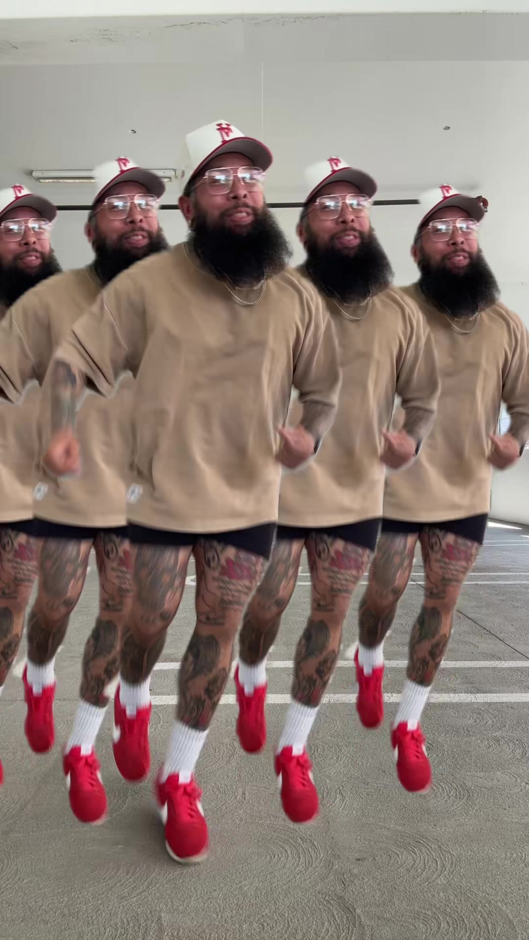 @JohnMiSO
