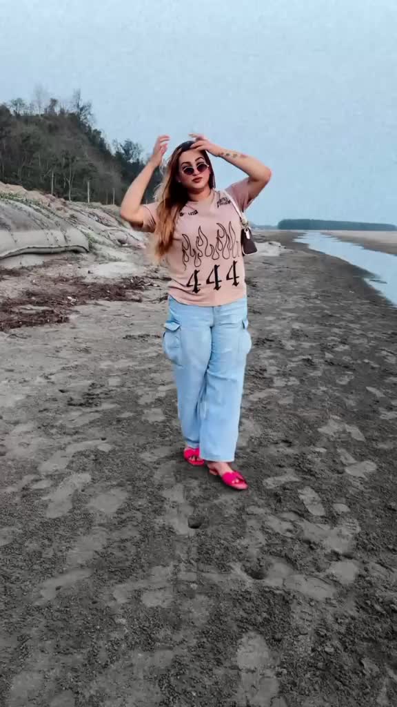@user12275926043
