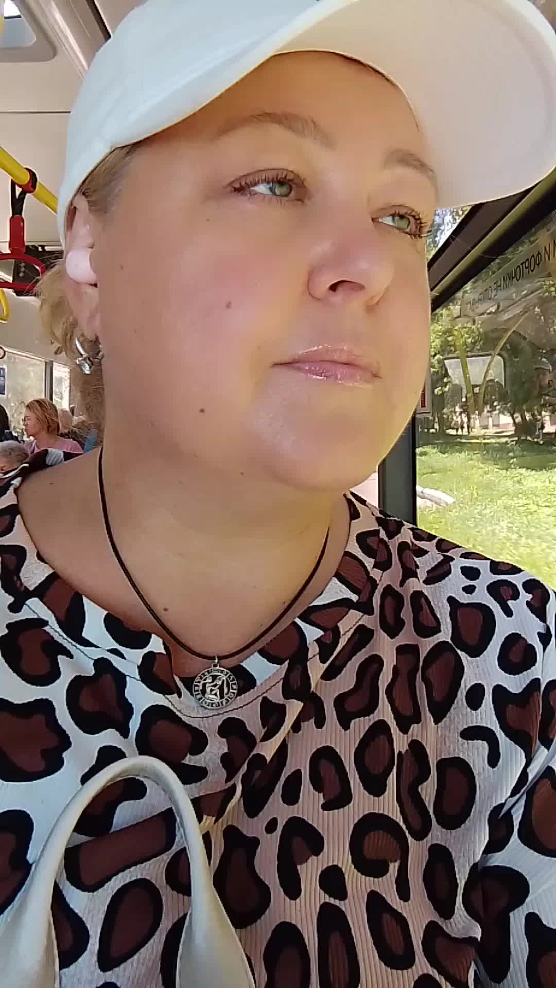 @💫