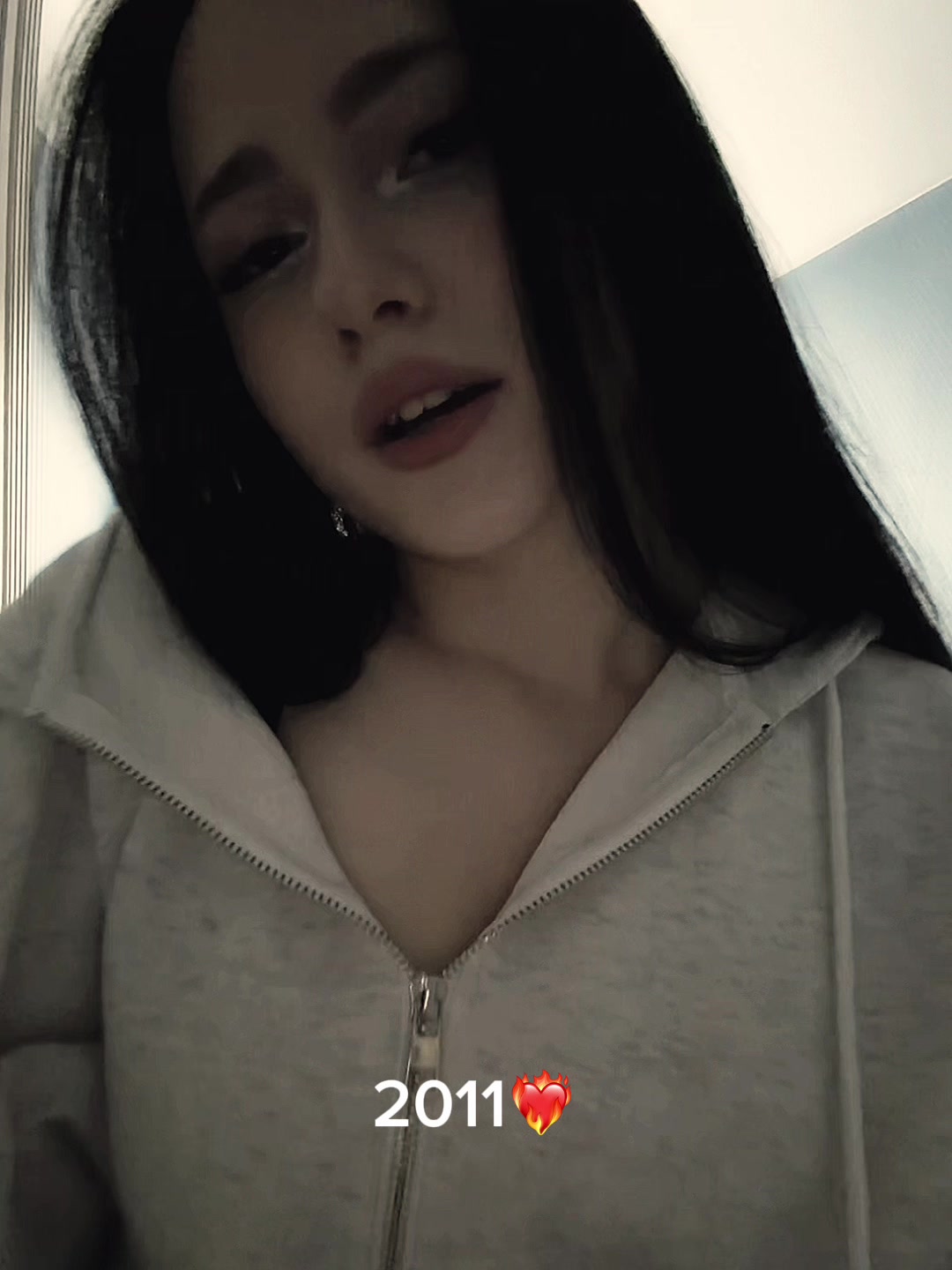 @...