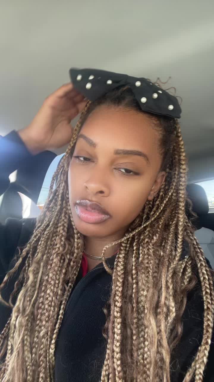@iamcinnamonwilliams