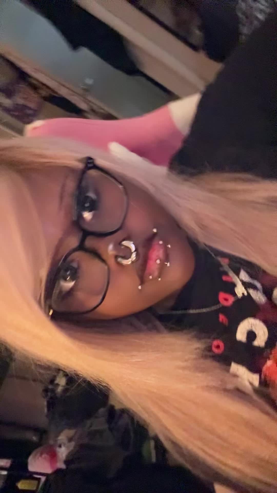@blurp🐼<3 🐾