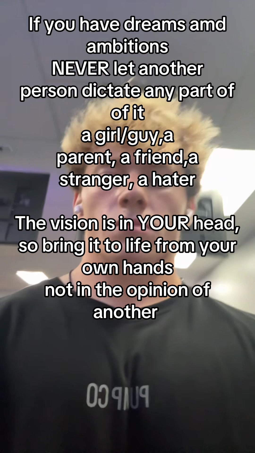 @Smallguygavin 🧬