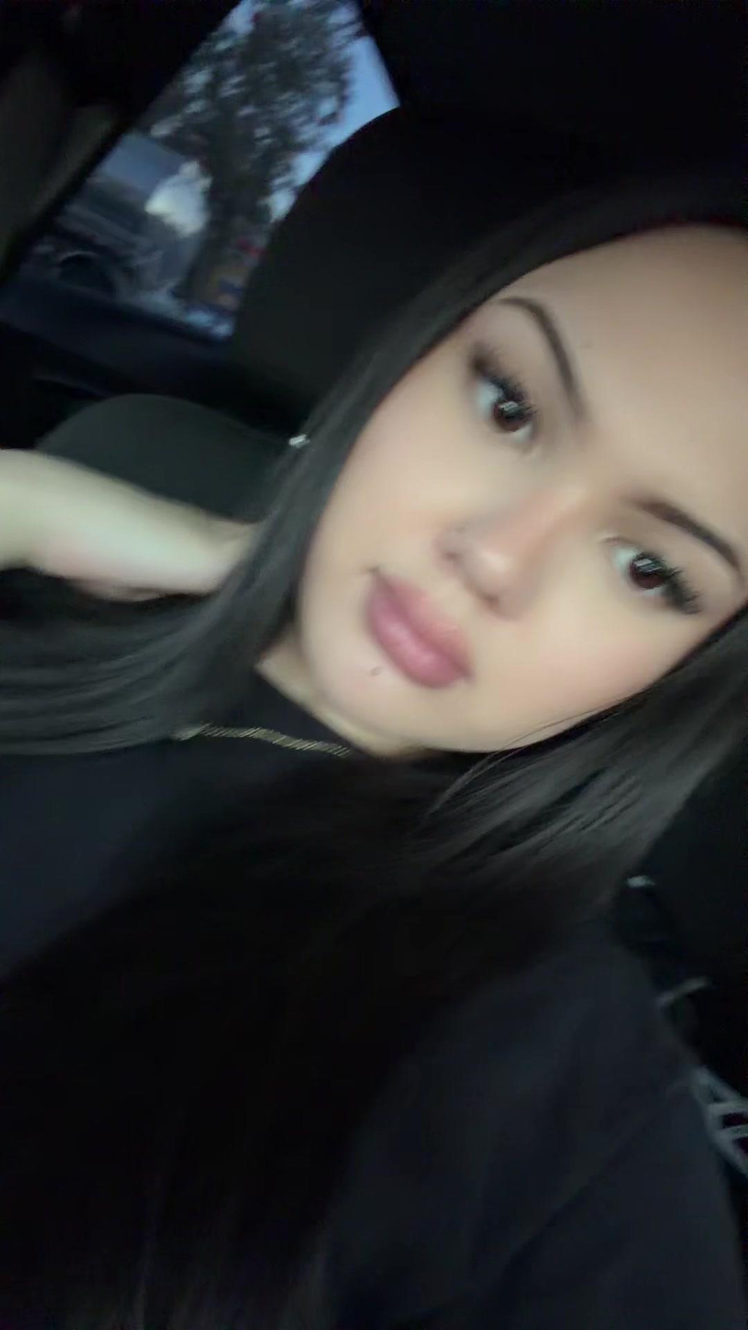 @roxi