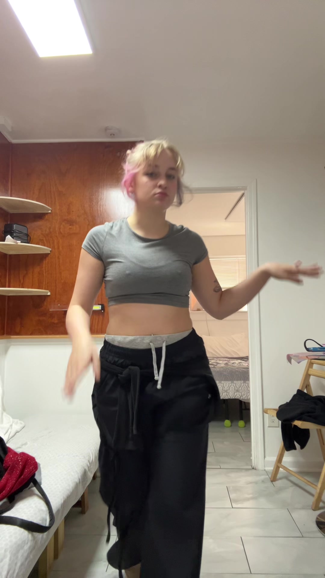 @L1N4&rsquo;S R00M