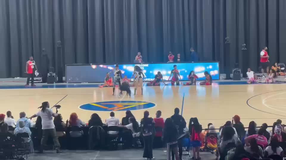 @officialpinkpearlsdanceco