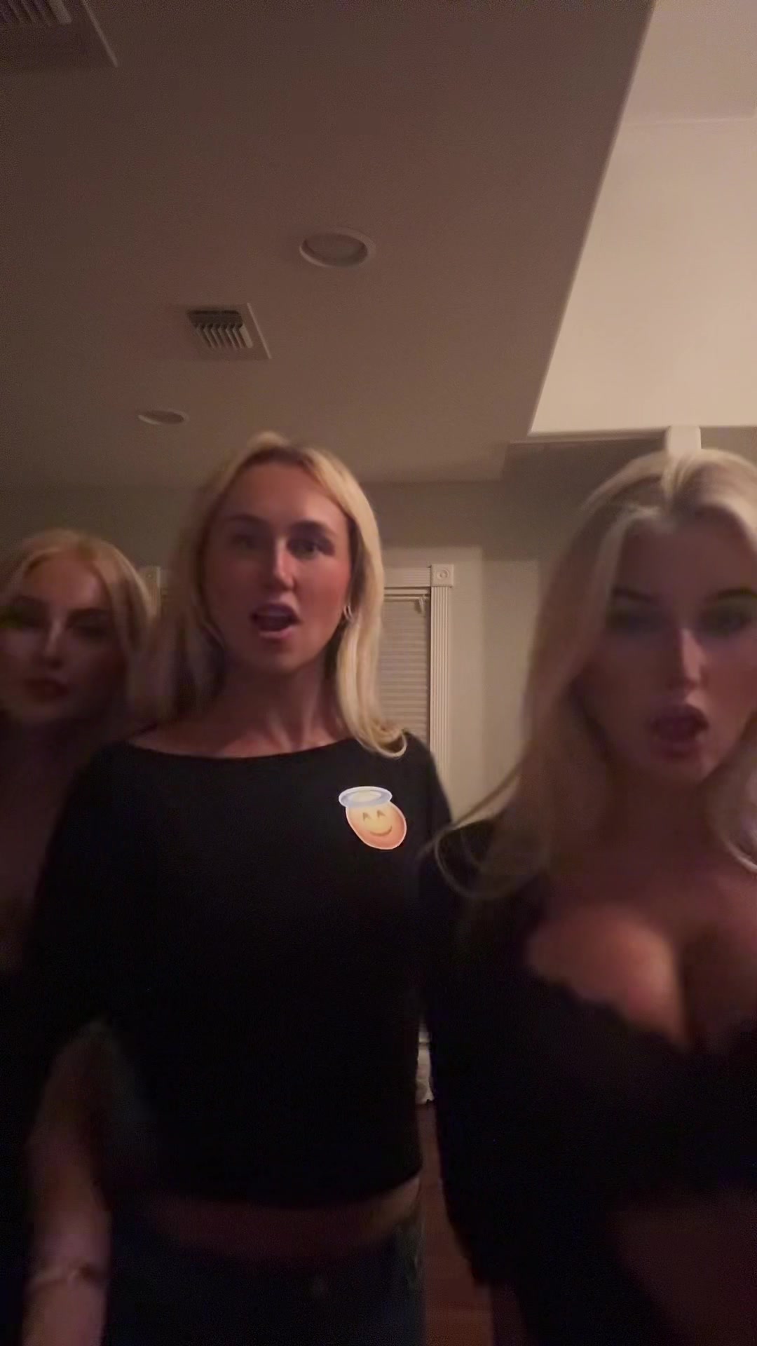 @allisonbucaro
