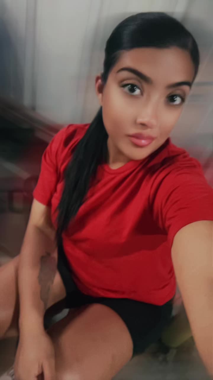@vivianabelmares94