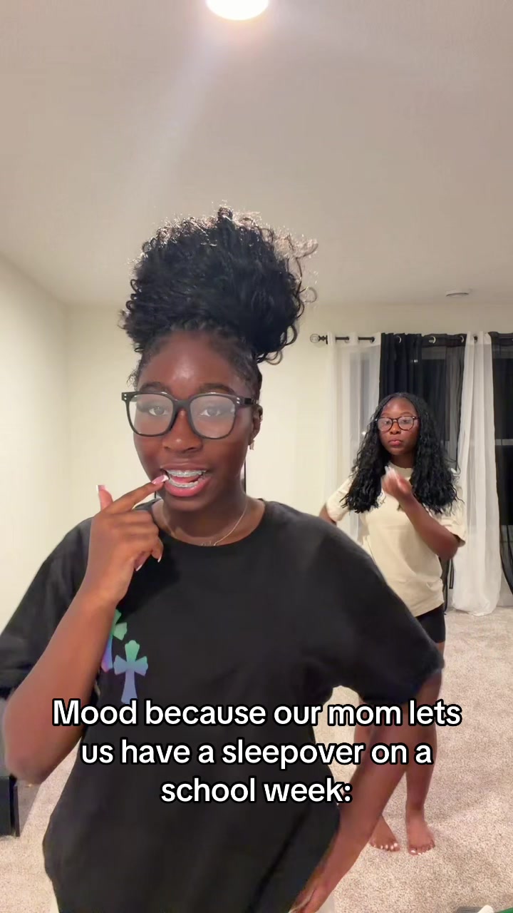 @liahbanksss