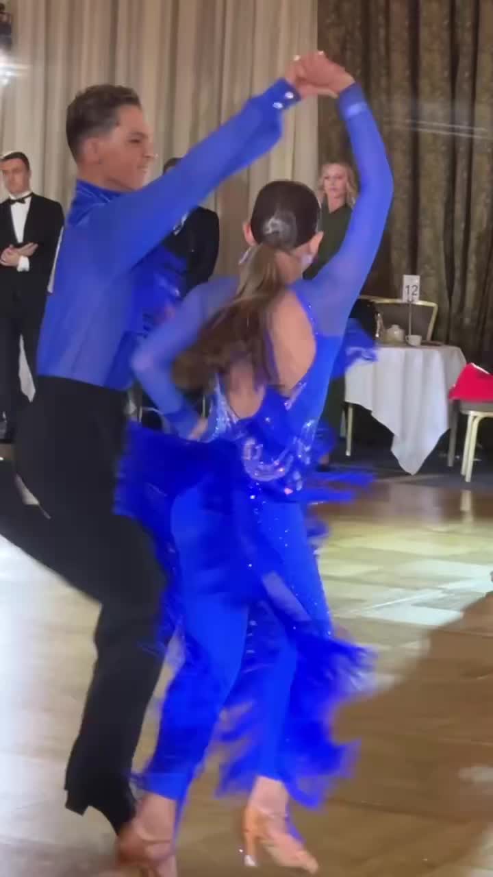 @Artem dance💙