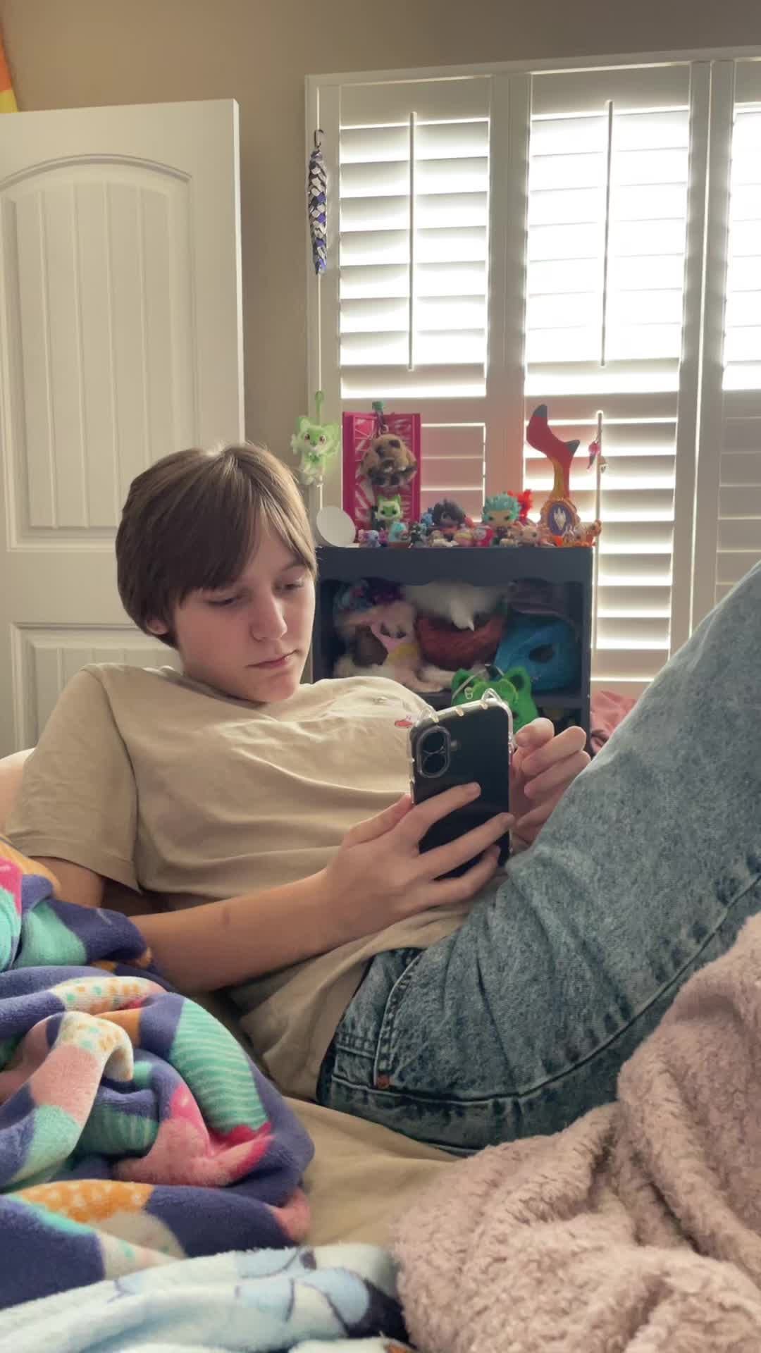 @🍥Andrew🏳️&zwj;⚧️