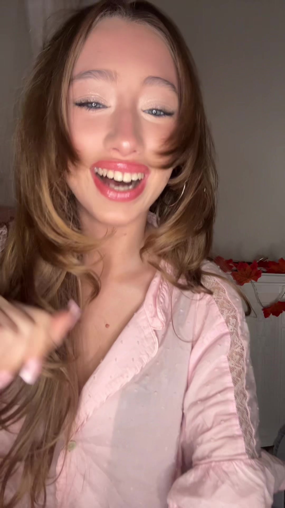 @𝐸𝓈𝓉𝒽𝑒𝓇 𝐹𝓇𝒶𝓎𝒹𝒶 🧁