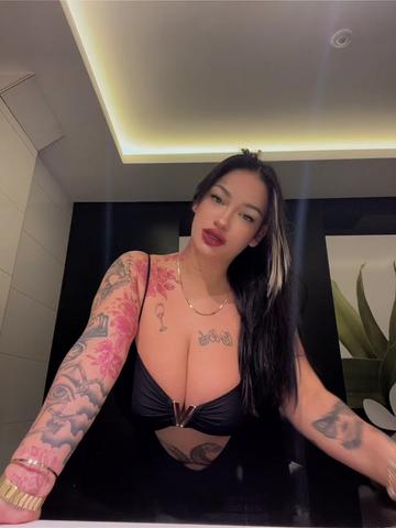 @Larviiya_oo