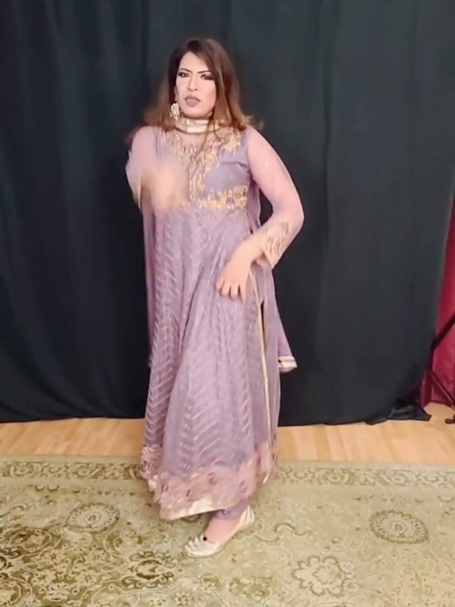 @Saaakshi