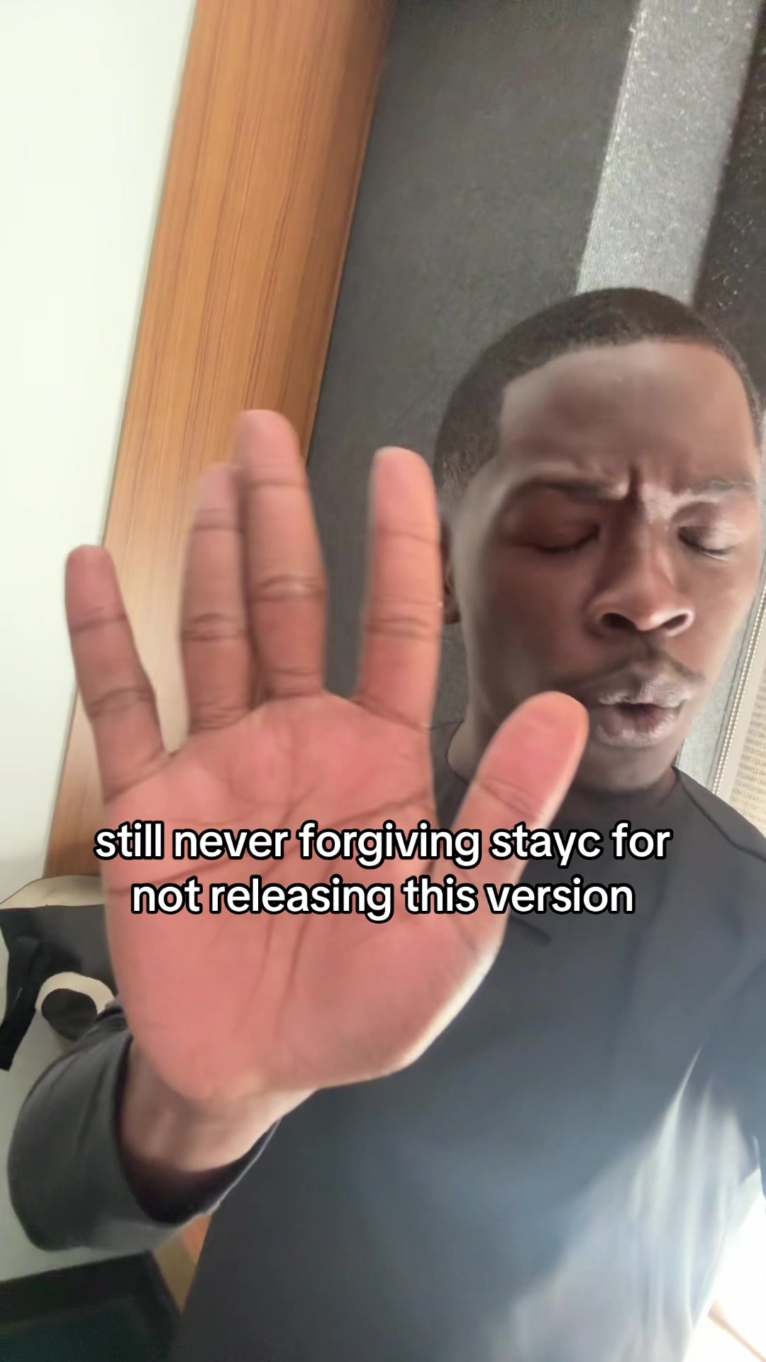 @j