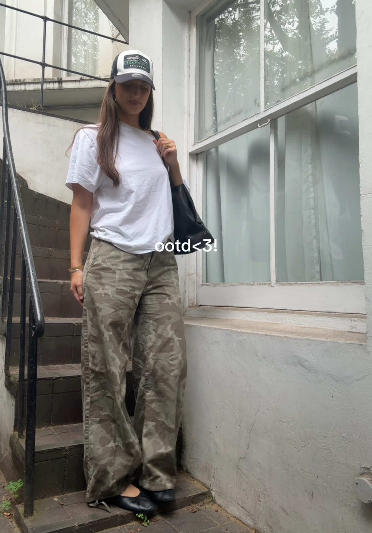 @larakateb