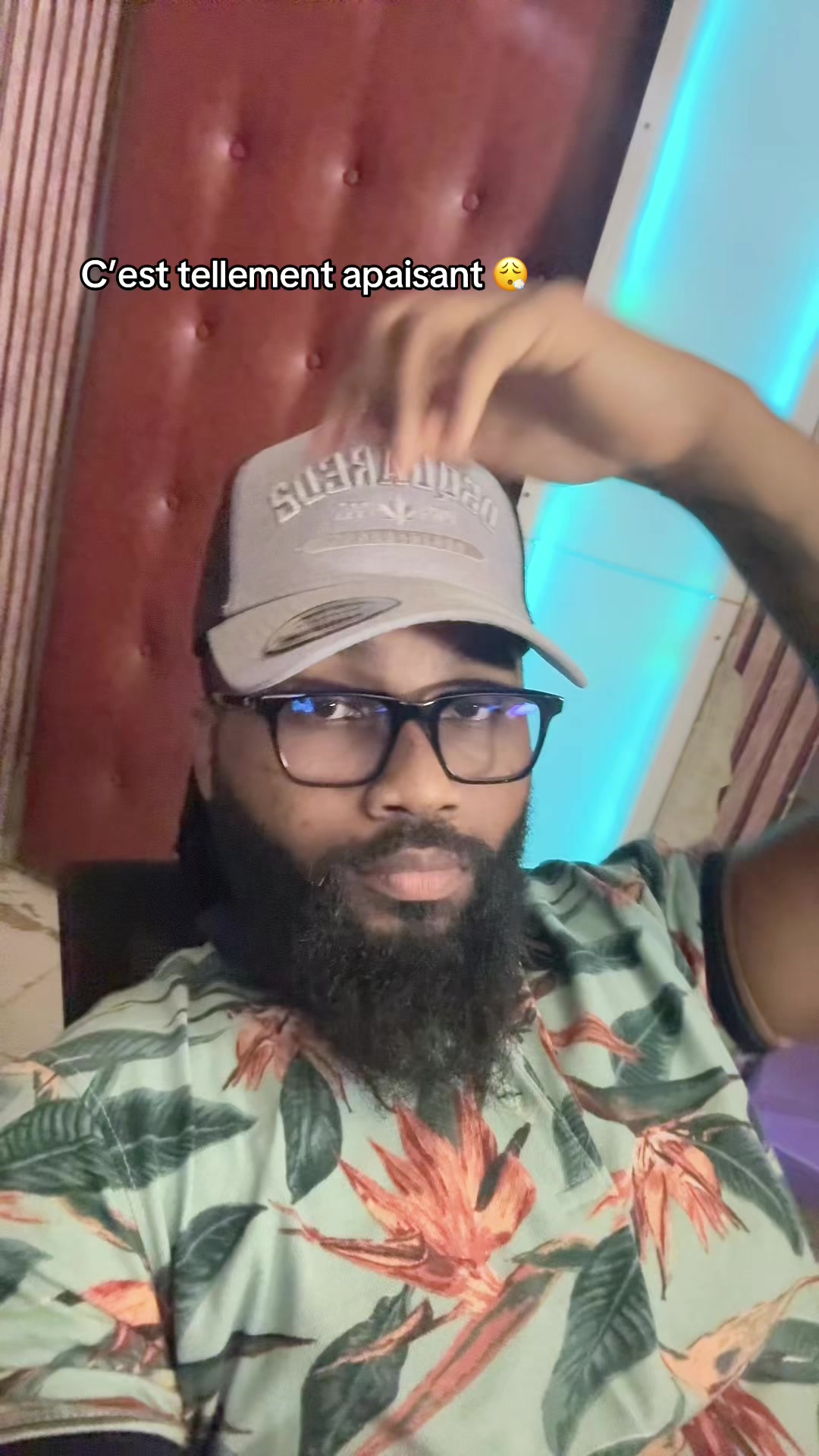 @R&sigma;ƈԋ Aɾƚԋ&upsilon;ɾ on The beat